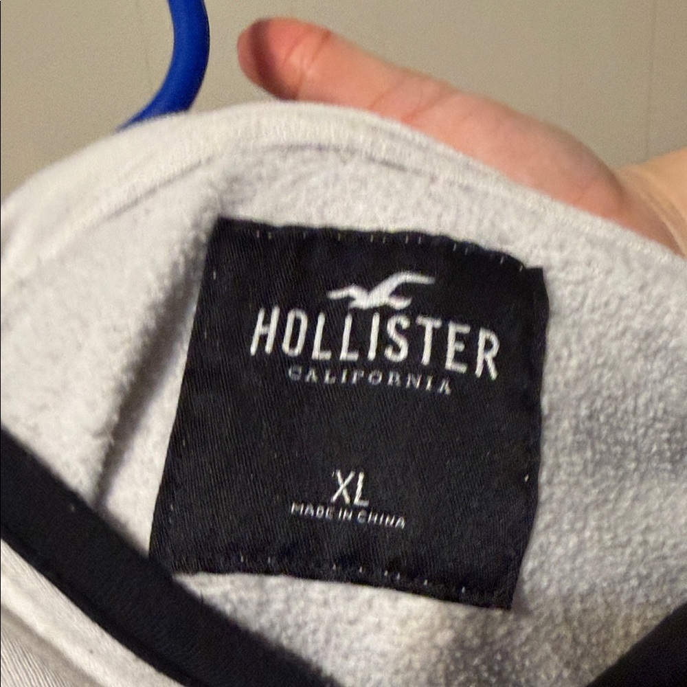 Hollister Gray and White Ombre Hoodie - Picture 3 of 3